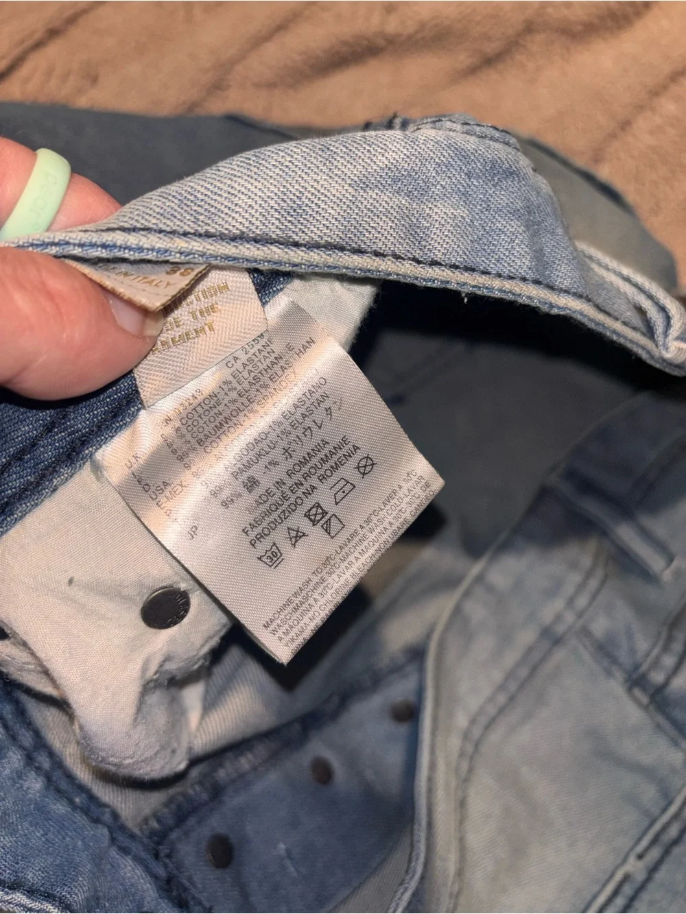 NWT Diesel Larkee Men’s 38 x 32 Distressed Light Wash Straight Leg Jeans